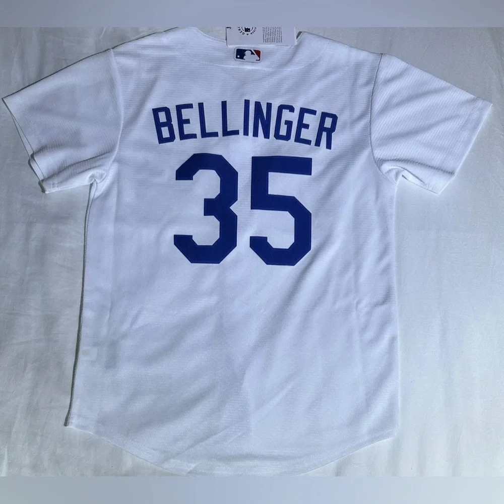 Nike MLB Los Angeles Dodgers Cody Bellinger #35 White Jersey. Youth Size - Picture 5 of 7